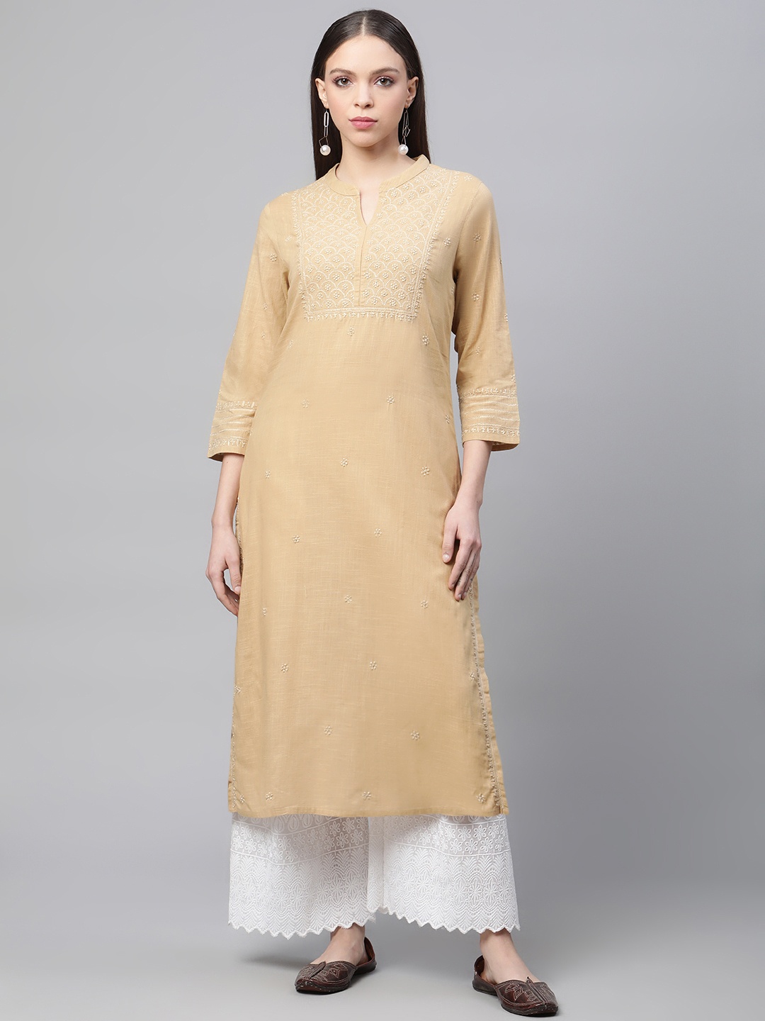 

akheri Women Beige Floral Embroidered Chikankari Pure Cotton Kurta