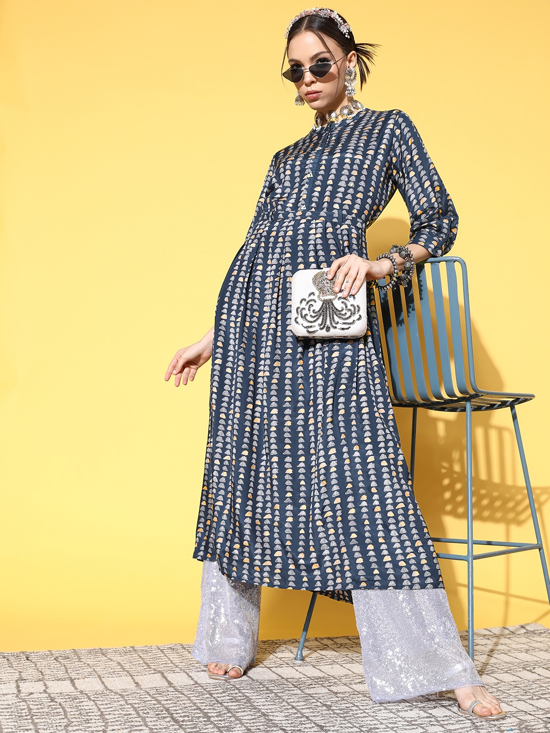 

ZOLA Women Blue Quirky Printed Belted Detail Kurta