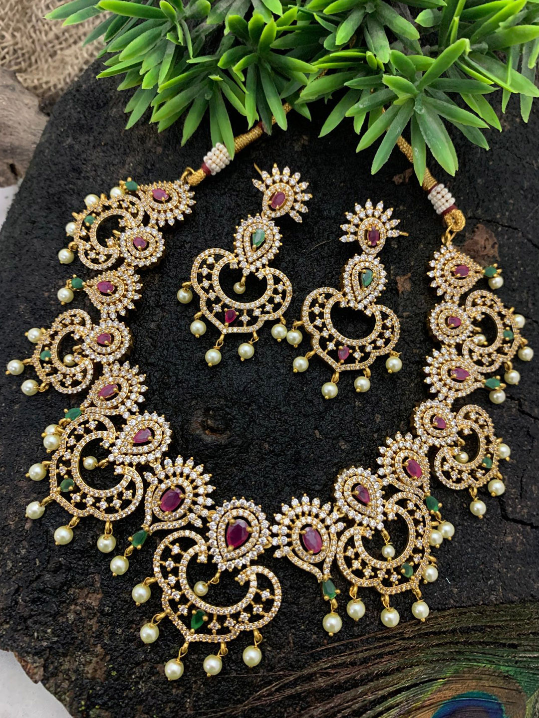 

GRIIHAM Women Gold-Plated Red & Green Cubic Zirconia Studded Jewellery Set