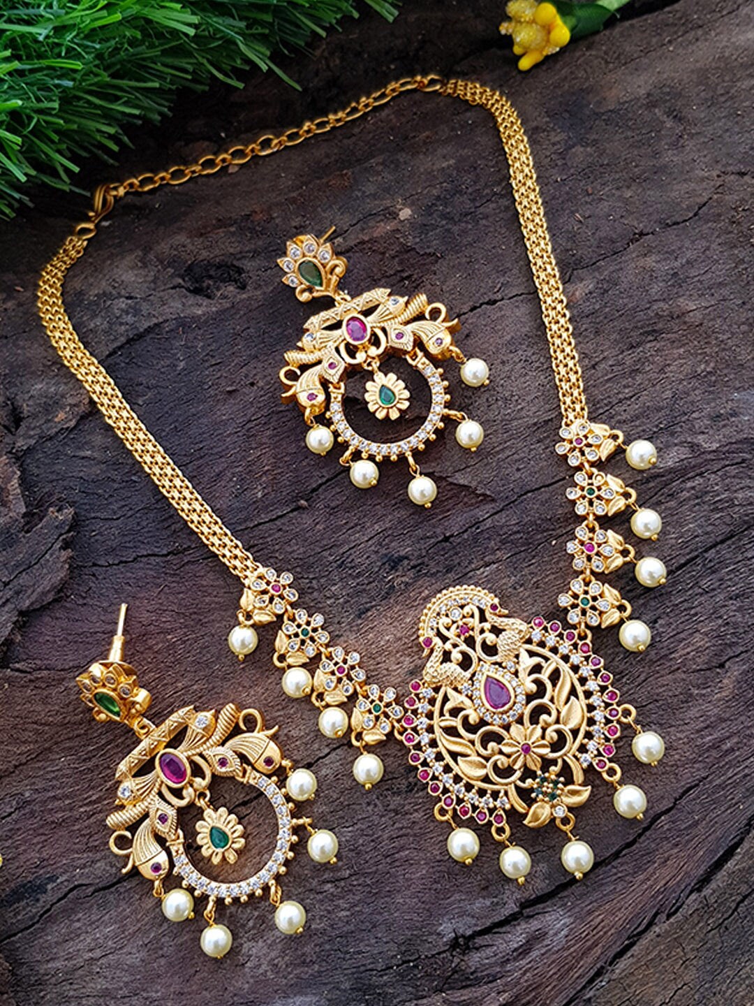 

GRIIHAM Women Gold-Plated White & Pink CZ-Studded Jewellery Set
