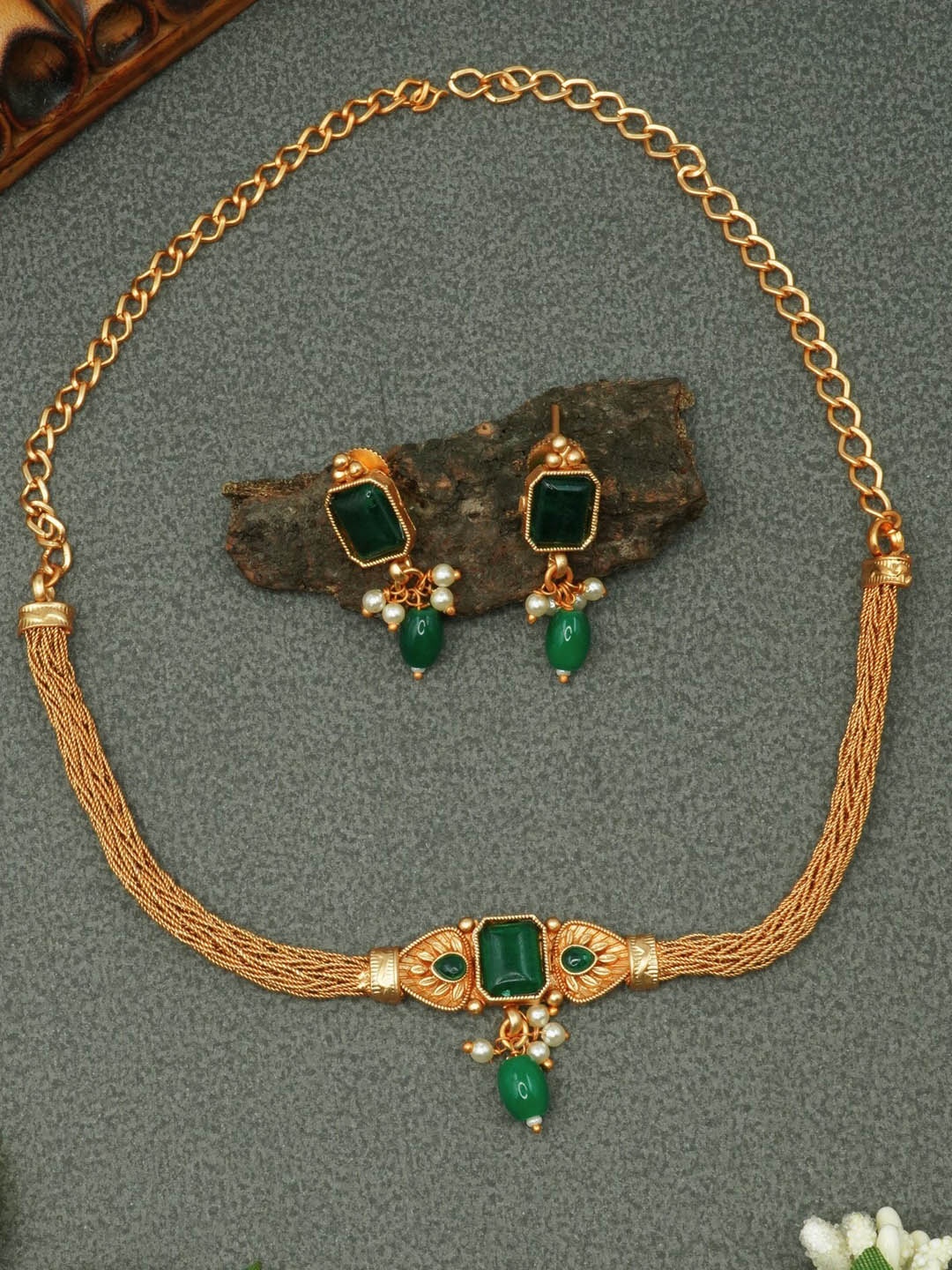 

GRIIHAM Gold-Plated Green CZ-Studded & Beaded Jewellery Set