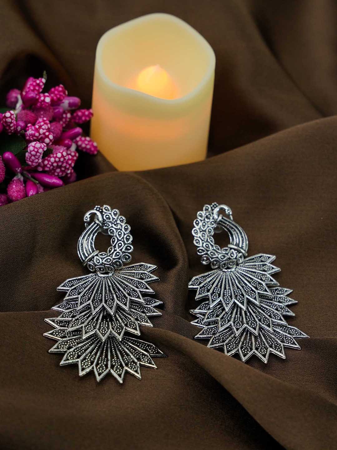 

GRIIHAM Silver-Plated Peacock Shaped Drop Earrings