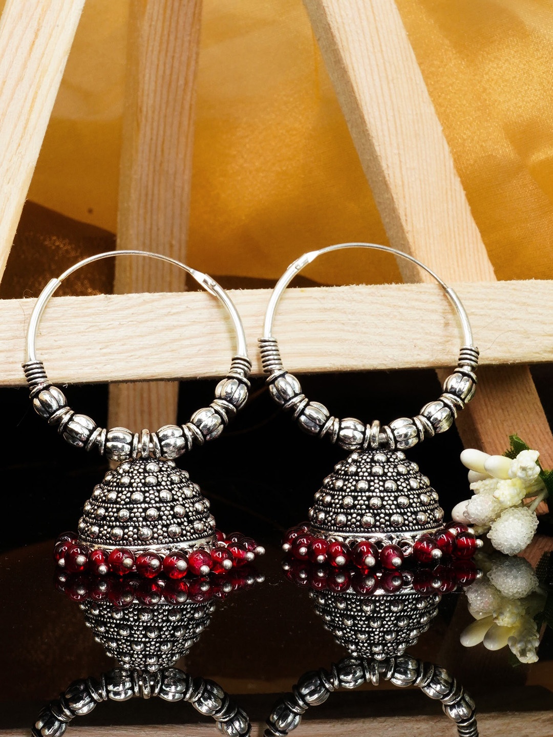 

GRIIHAM Red & Silver-Toned Gold Plated Contemporary Jhumkas Earrings