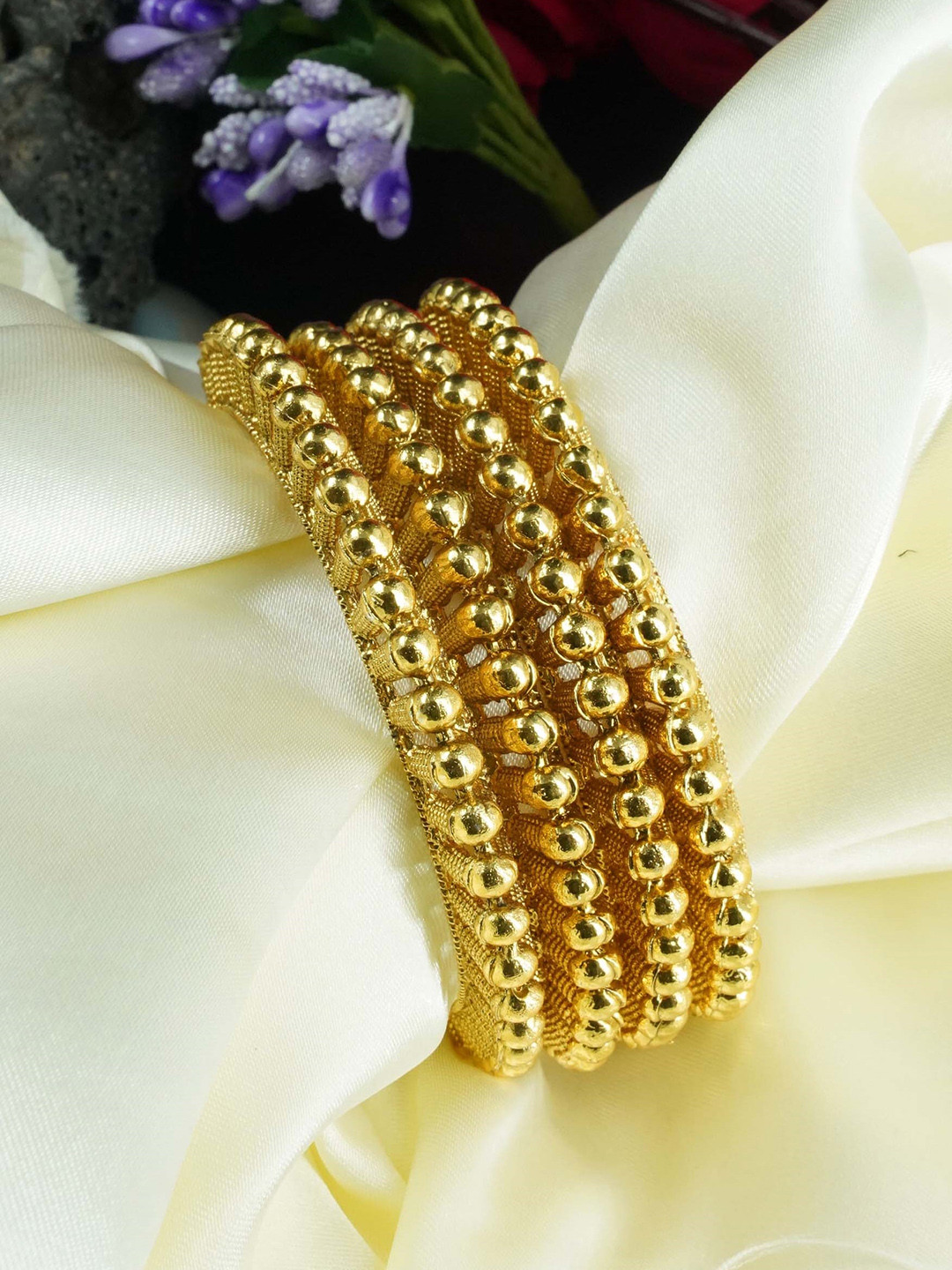 

GRIIHAM Set Of 4 Gold Plated AD Studded Bangles