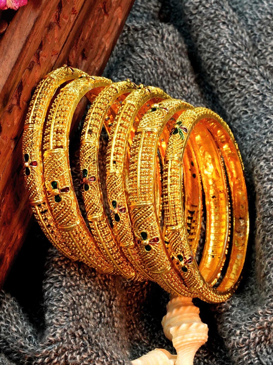 

GRIIHAM Set Of 6 Gold & Green Gold Plated AD-Studded Bangle