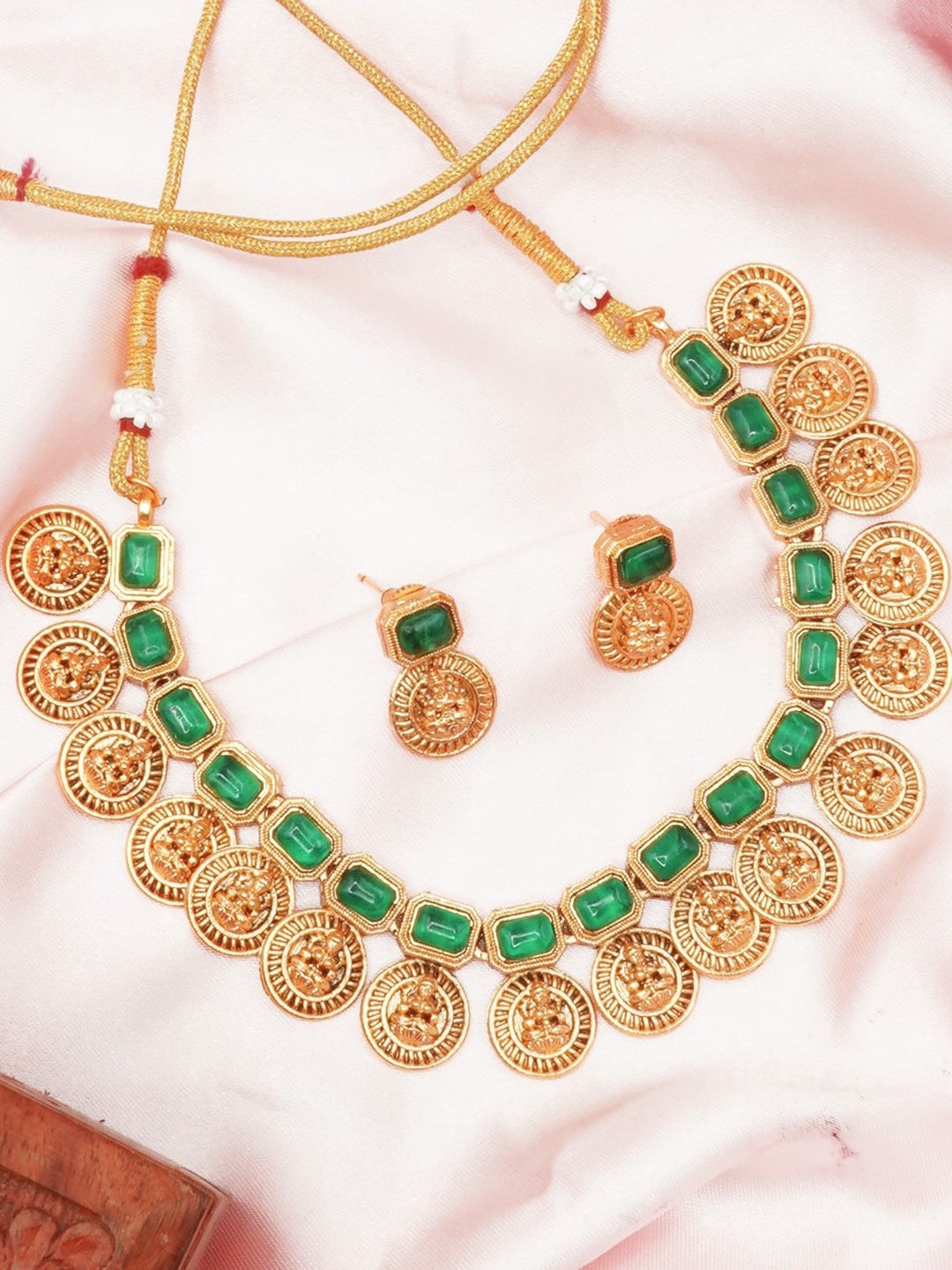 

GRIIHAM Sayara Collection Green & Gold Plated Jewellery Set