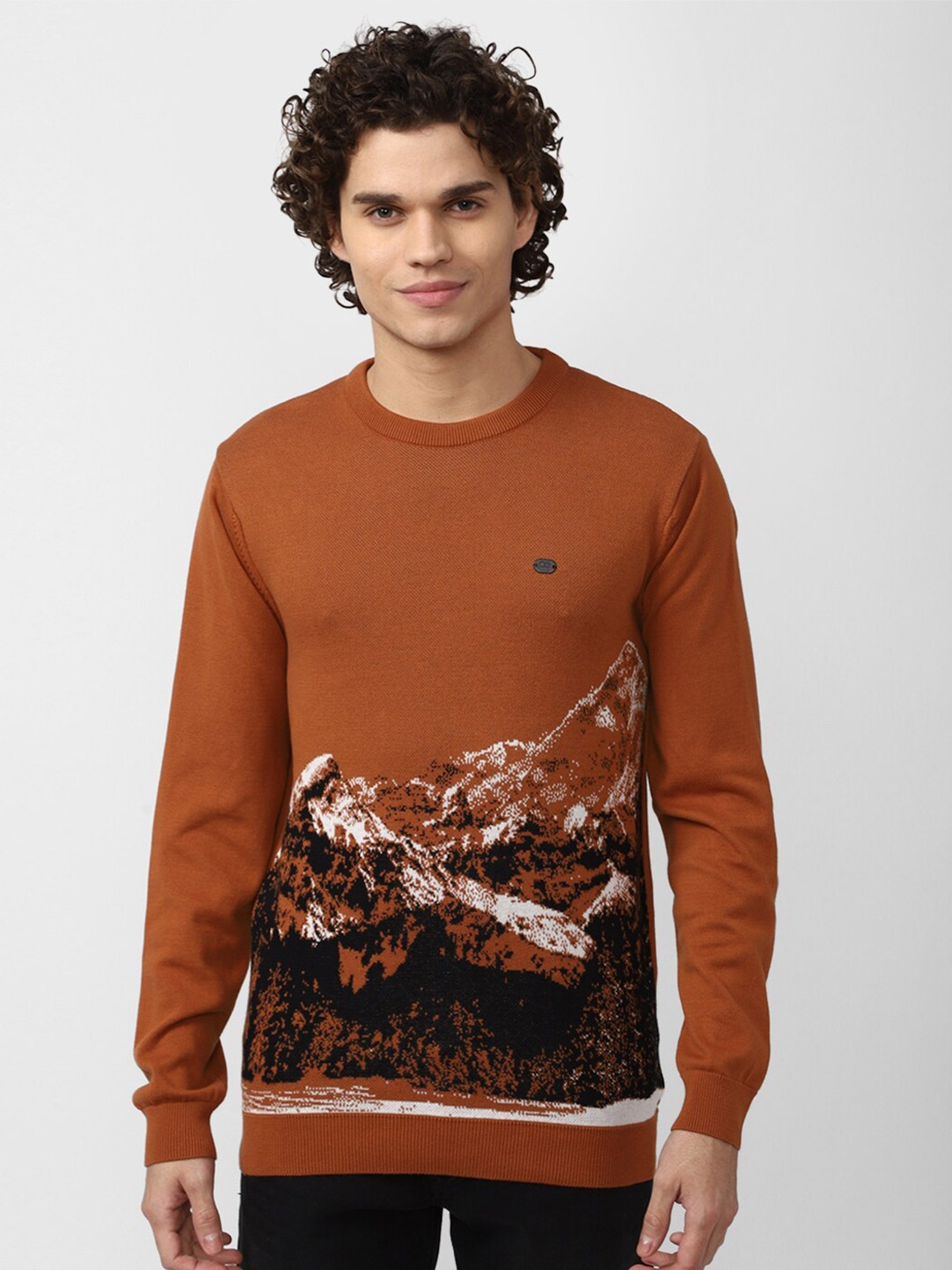 

Peter England Casuals Men Brown Printed Pure Cotton Sweatshirt