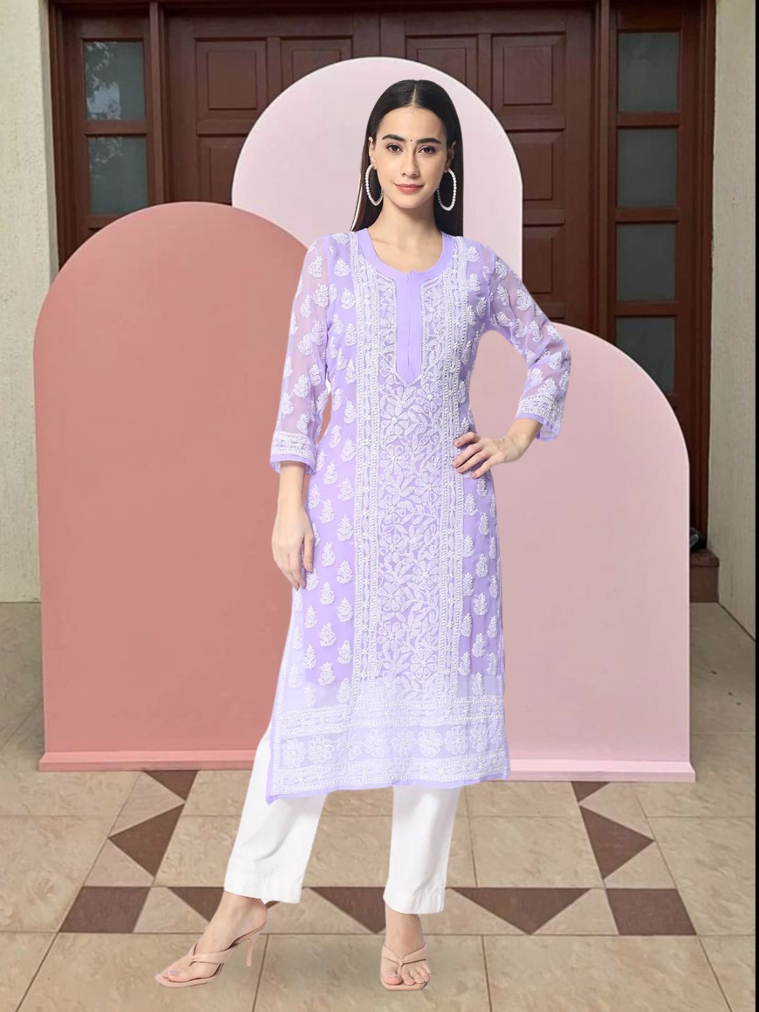 

PARAMOUNT CHIKAN Women Mauve Chikankari Hand Embroidered Ethnic Motifs Straight Kurta