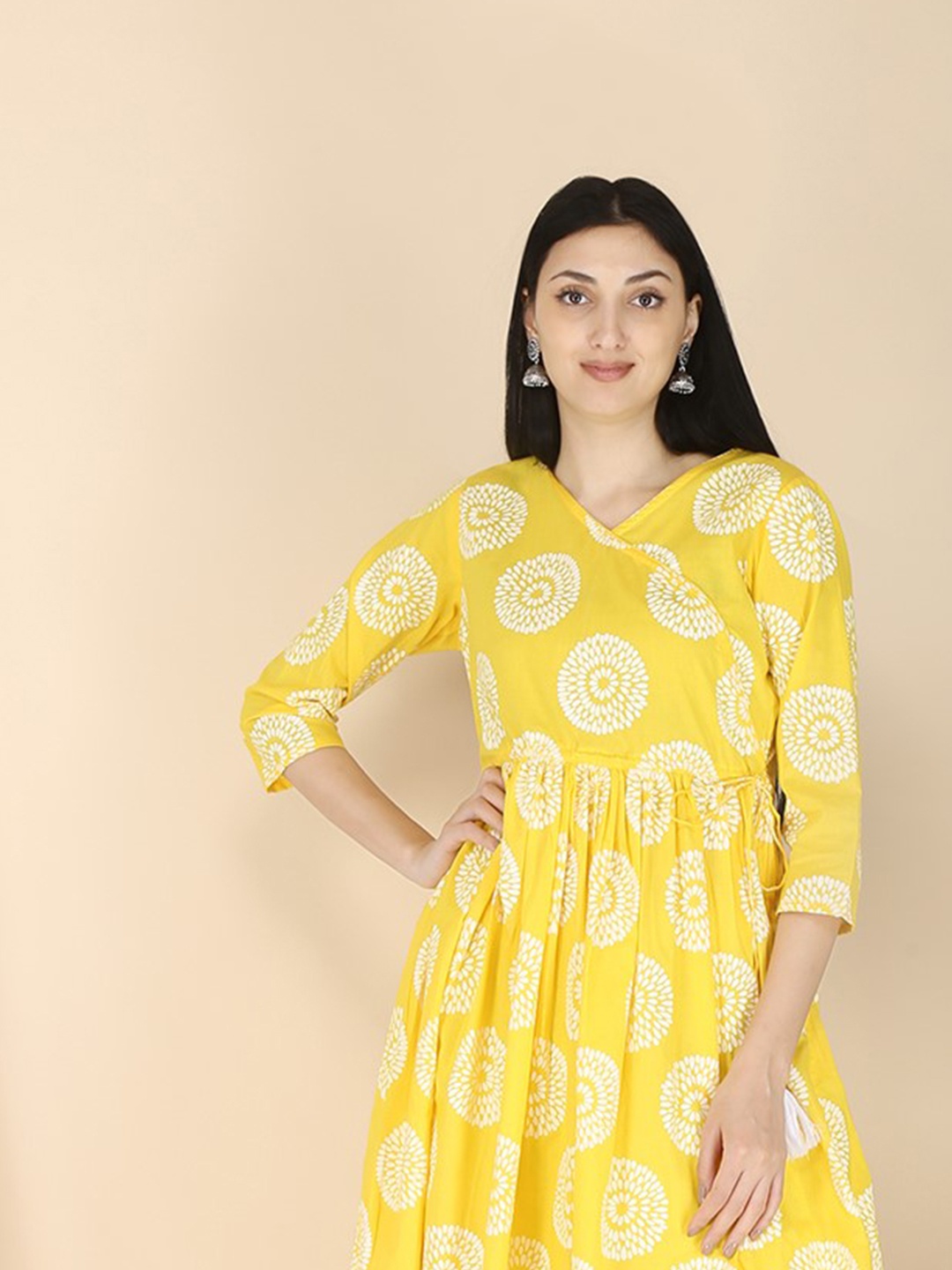 

KALINI Women Yellow & White Ethnic Motifs Printed Floral Anarkali Pure Cotton Kurta