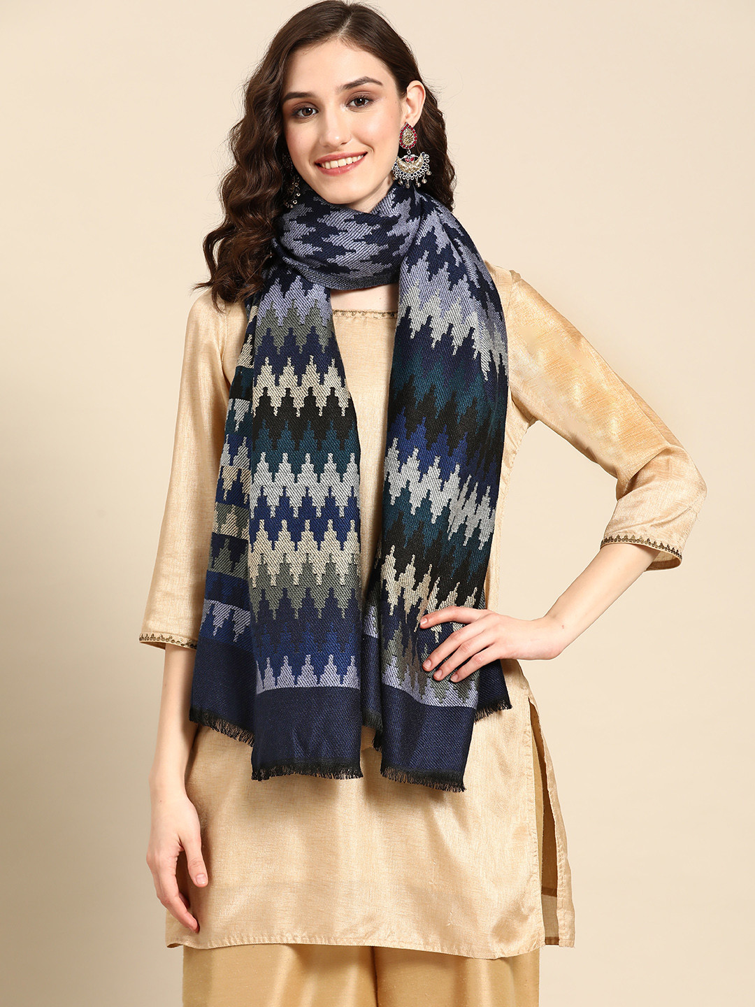 

Sangria Women Blue Woven Design Geometric Printed Stole