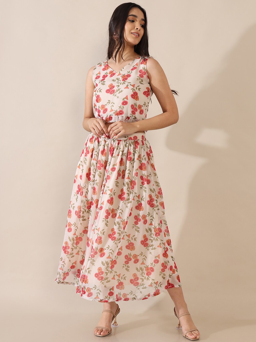 

Saaki Bahar Women Off-White & Pink Floral Printed Co-Ords