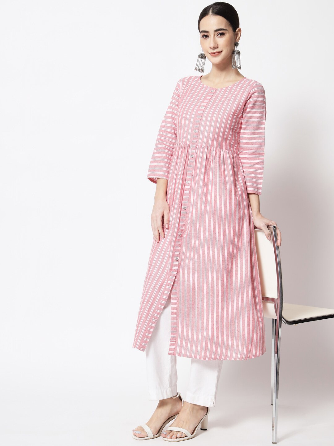 

Vastralay Striped Round Neck A-Line Regular Kurta, Pink