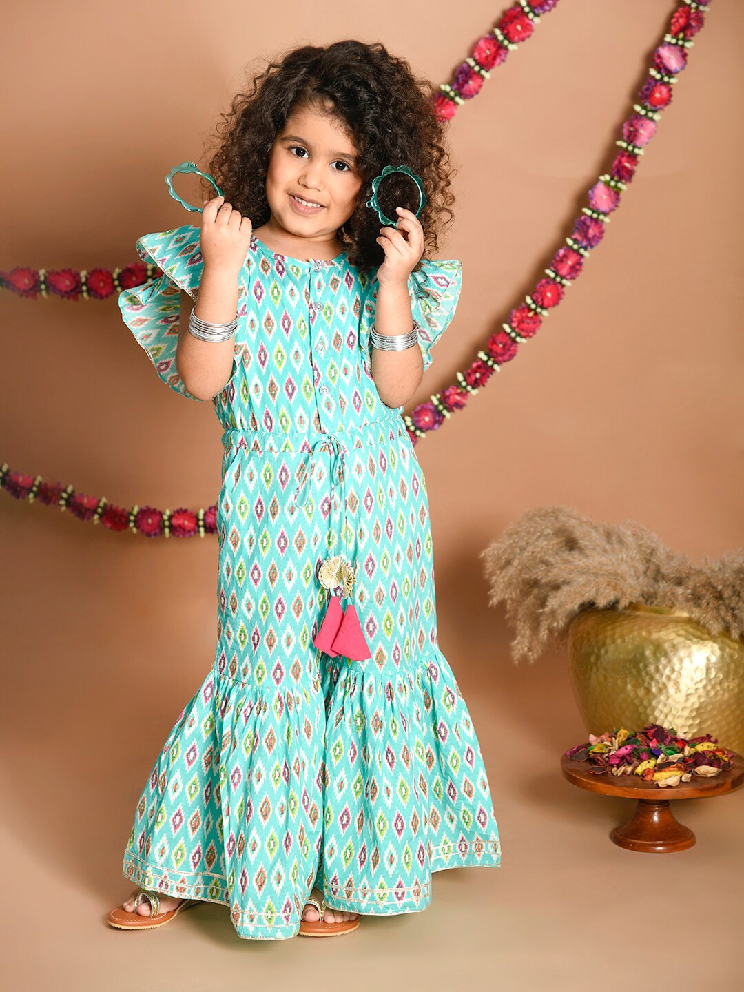 

LIL PITAARA Girls Blue & White Printed Basic Jumpsuit
