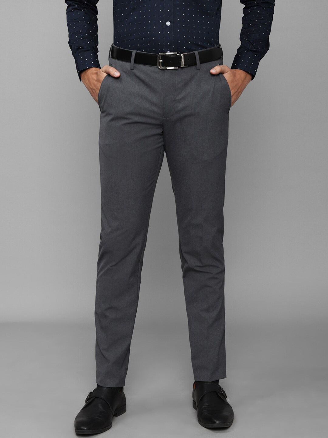 

Louis Philippe Men Grey Solid Slim Fit Formal Trouser