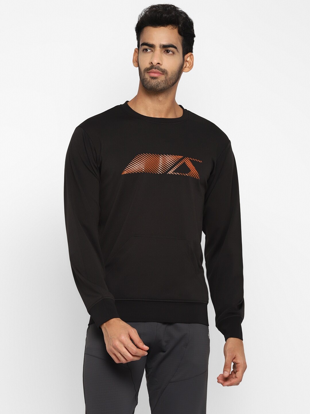 

NIVIA Men Black Printed Dry Fit Sweatshirt