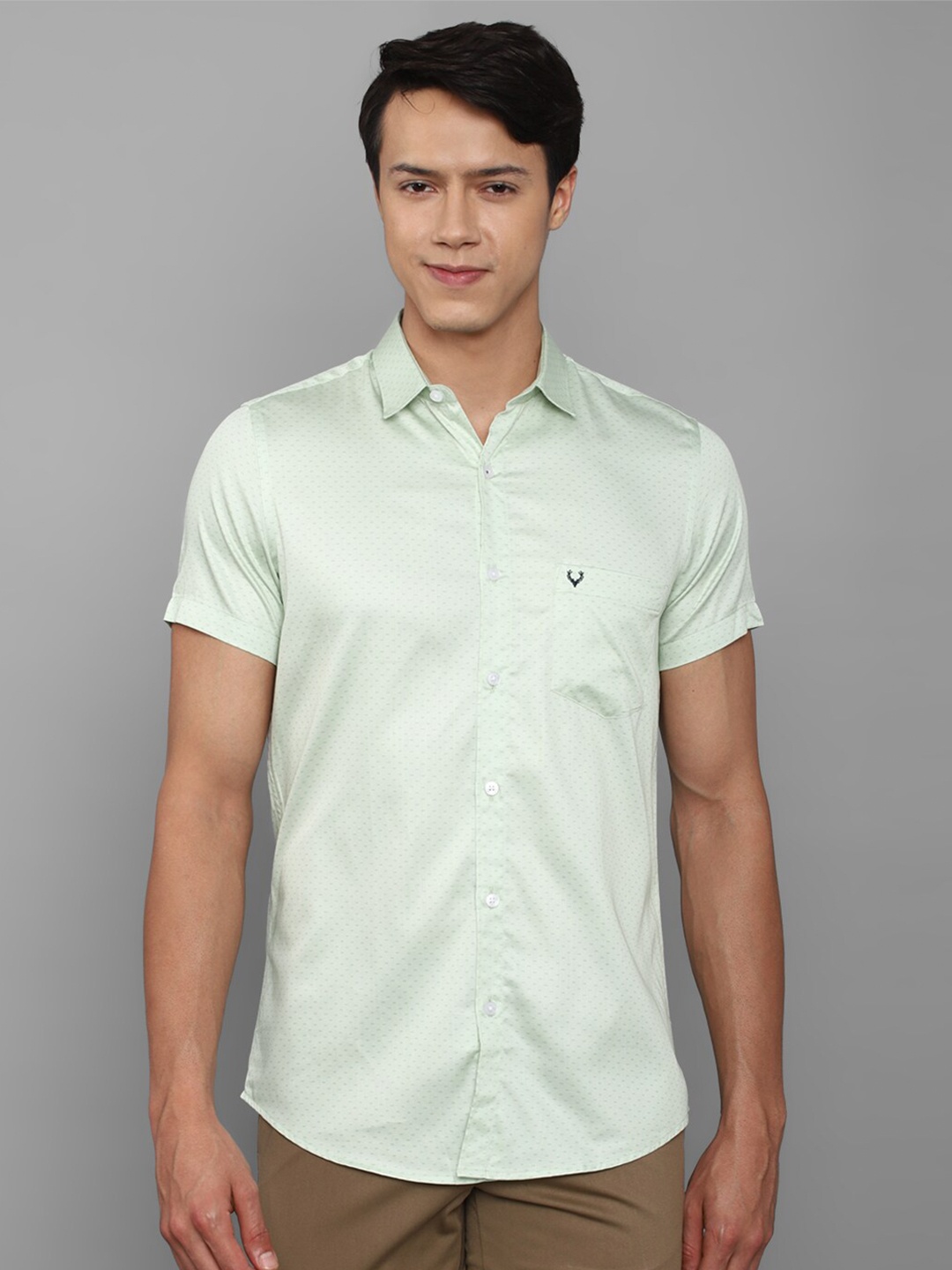 

Allen Solly Men Green Cotton Slim Fit Printed Casual Shirt