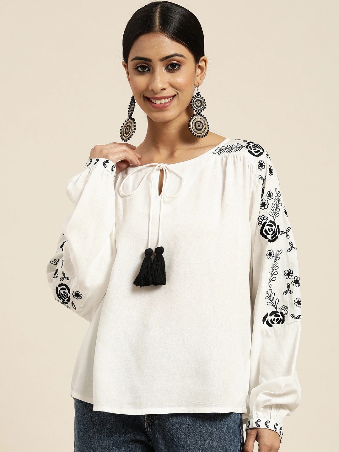 

Sangria Off White Tie-Up Neck Top