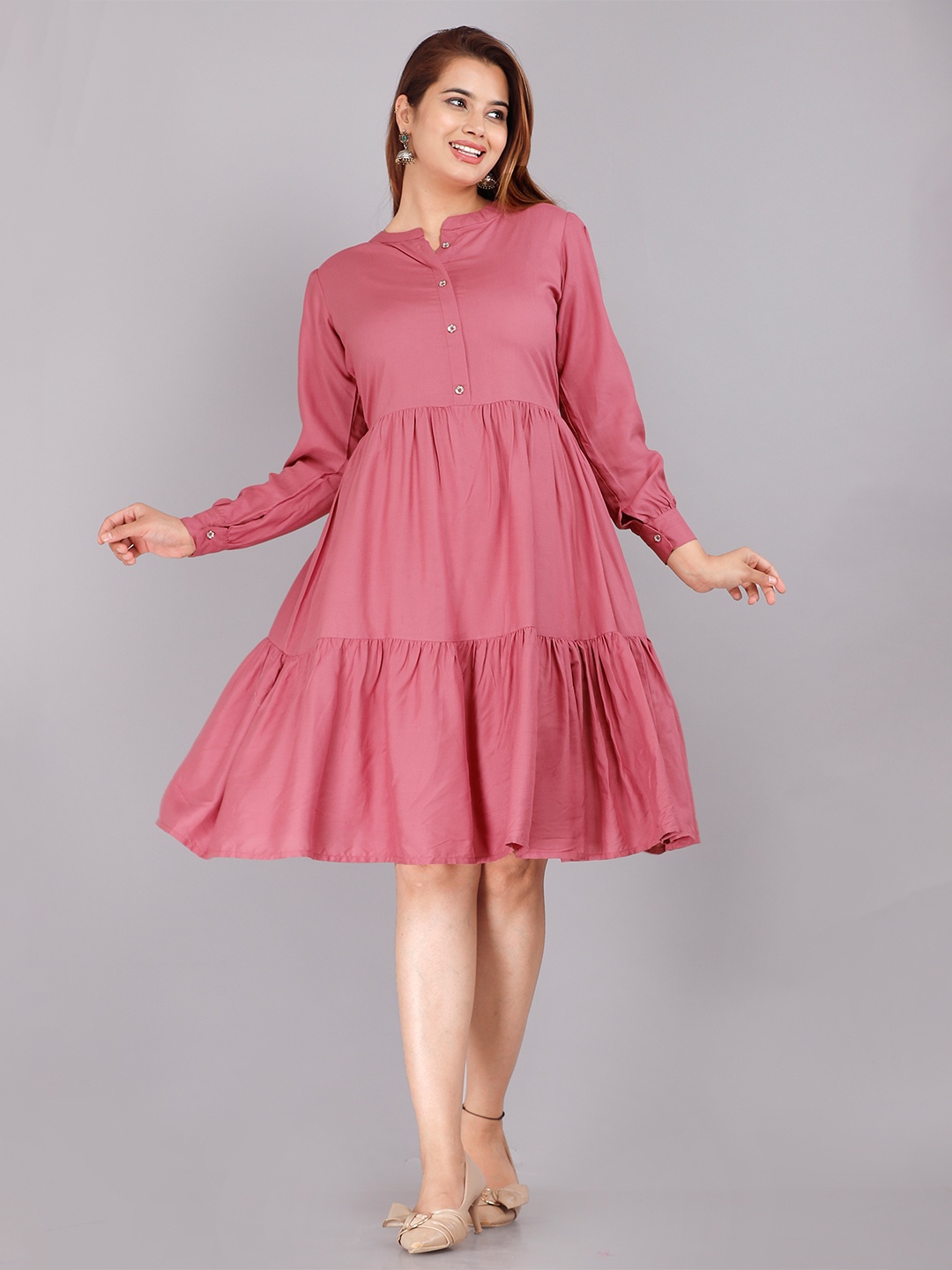 

Vastralay Women Purple Fit & Flared Tiered Midi Dress