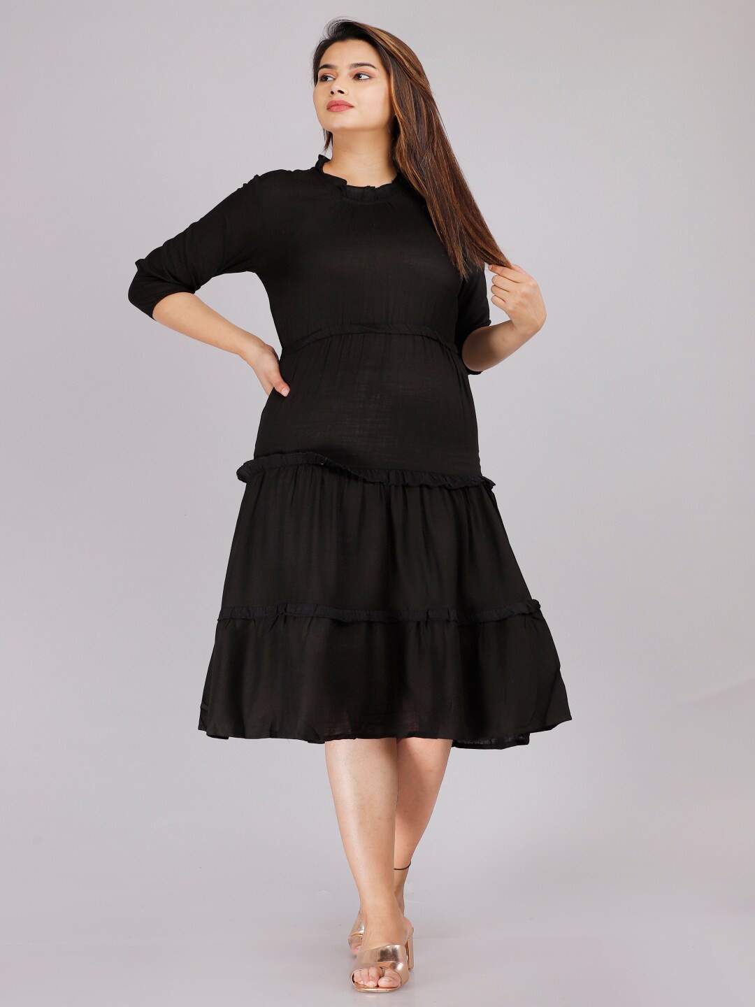 

Vastralay Women Black Fit & Flared Tiered Midi Dress