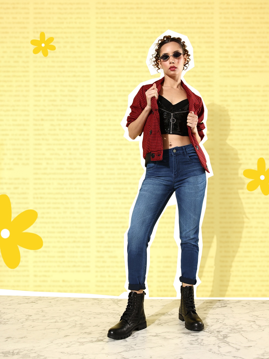 

Mast & Harbour Women Navy Blue Heavy Fade Y2K Fits Stretchable Jeans