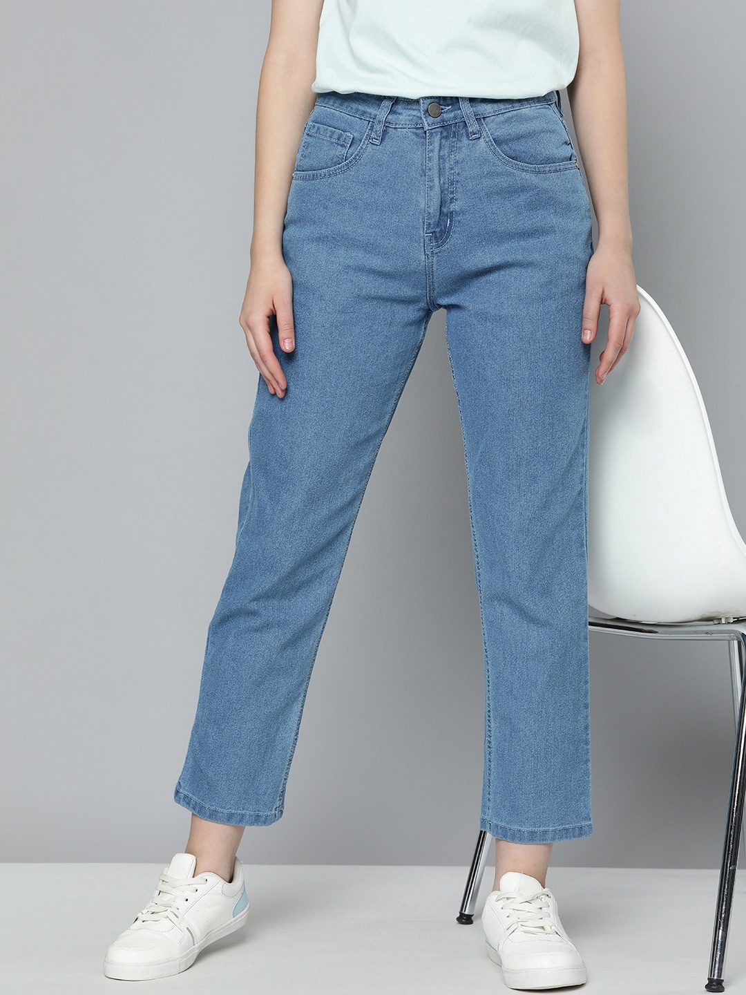

Mast & Harbour Women Straight Fit Light Fade Stretchable Mid-Rise Jeans, Blue