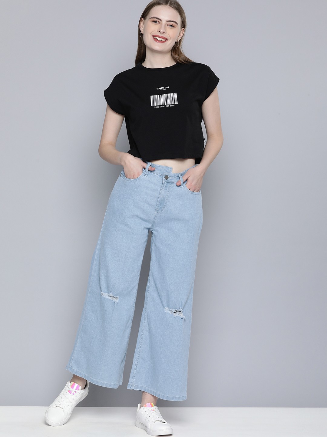 

Mast & Harbour Women Wide Leg Mildly Distressed Light Fade Stretchable Jeans, Blue