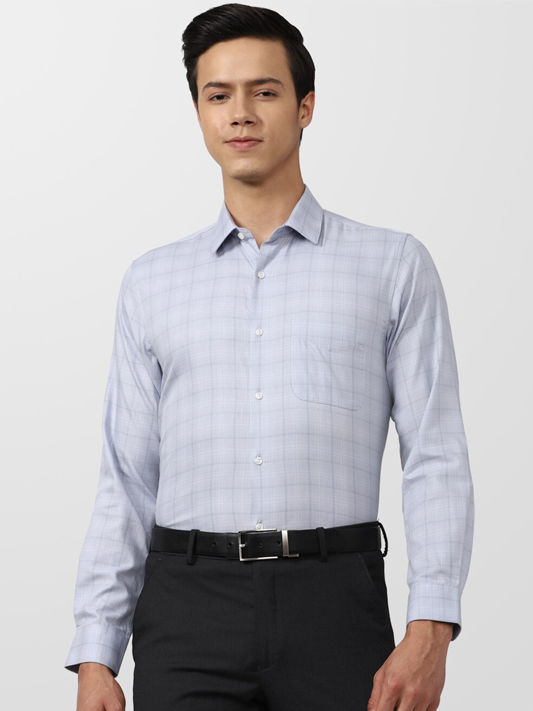 

Peter England Men Grey Checked Cotton Formal Shirt