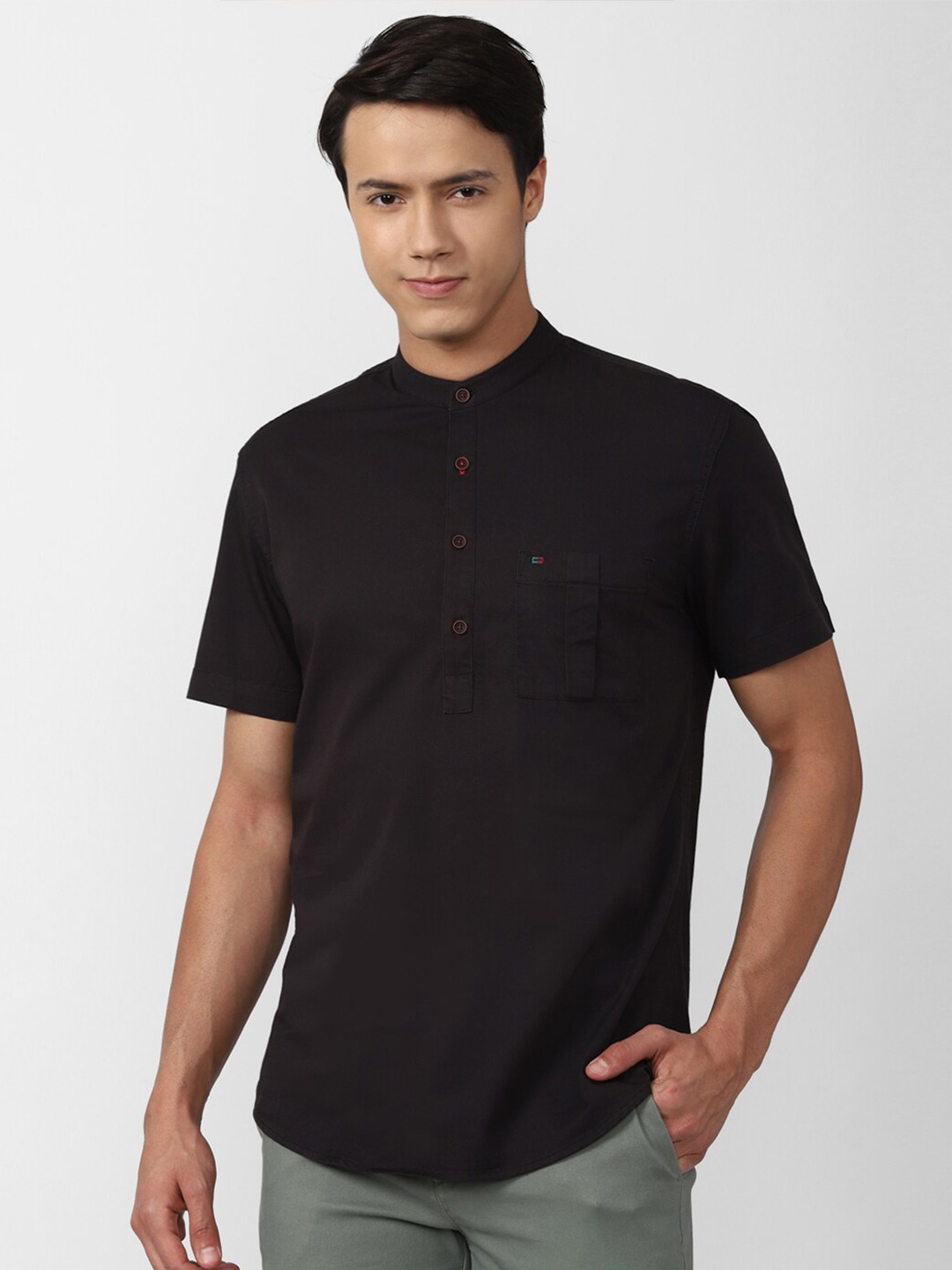 

Peter England Casuals Men Black Slim Fit Casual Cotton Shirt
