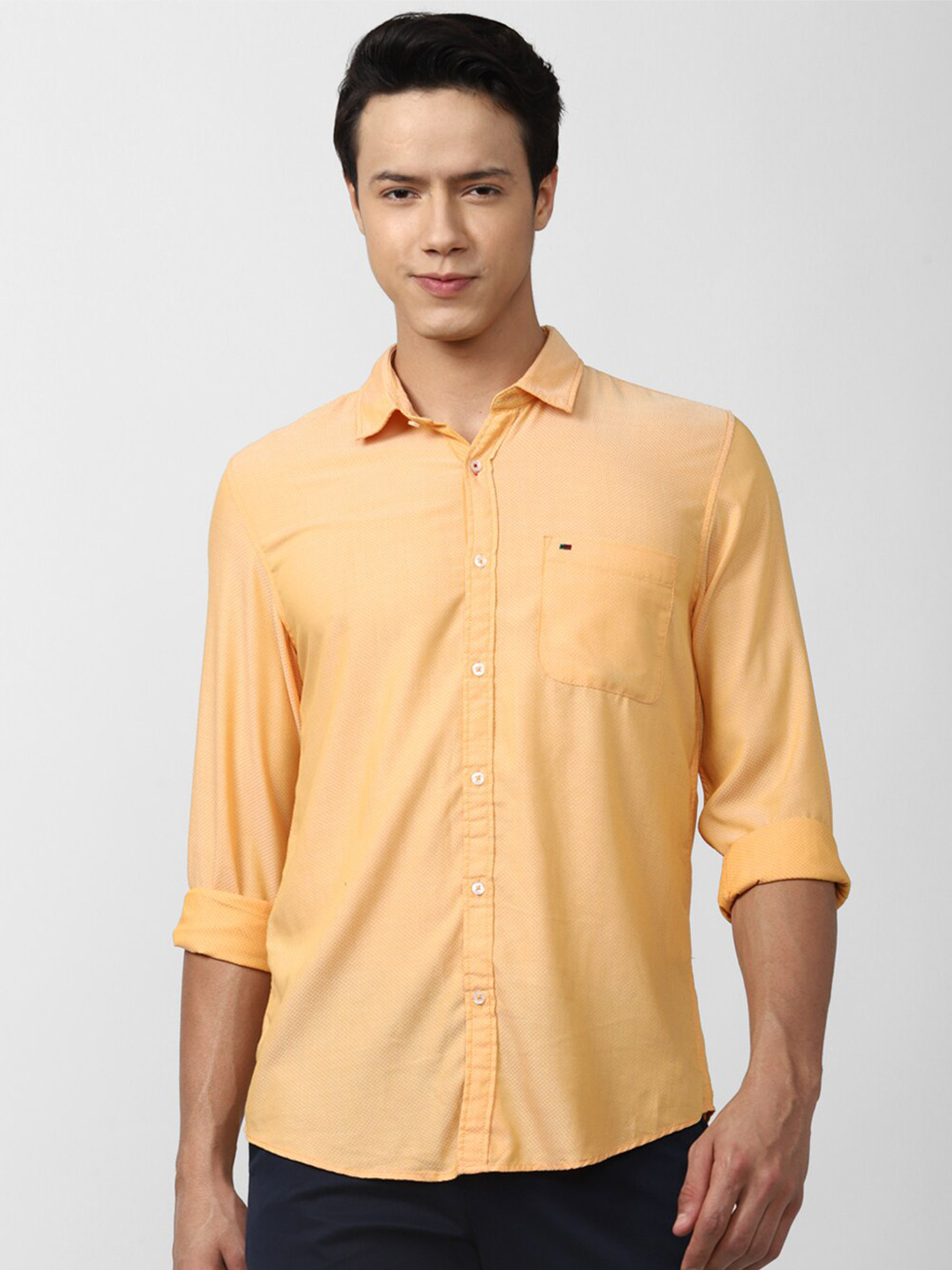 

Peter England Casuals Men Yellow Slim Fit Casual Shirt