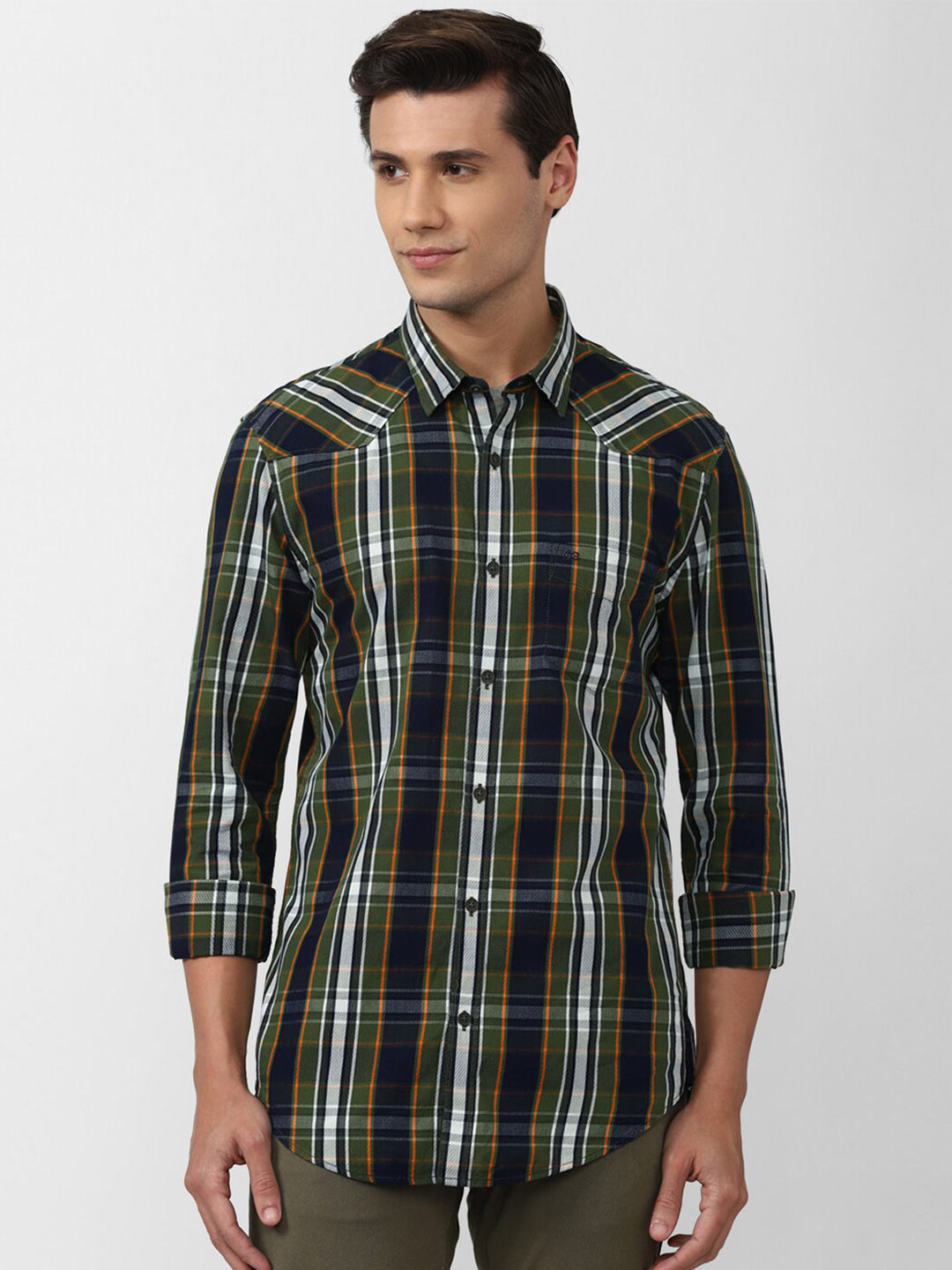 

Peter England Casuals Men Brown Slim Fit Tartan Checks Checked Casual Cotton Shirt