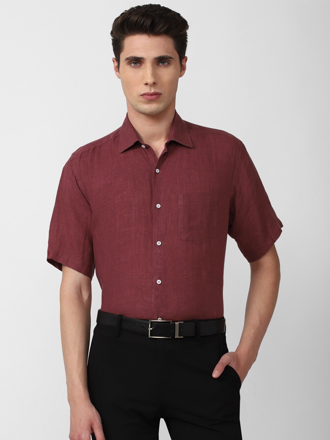 

Van Heusen Men Maroon Pure Linen Formal Shirt