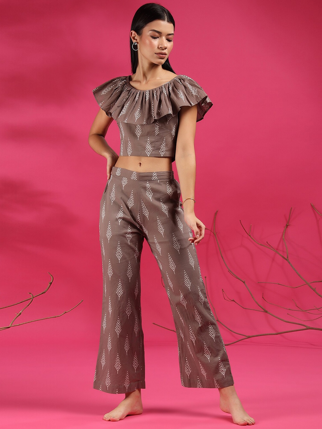 

JISORA Women Brown & Grey Printed Pure Cotton Crop Top & Trouser Co-Ord Set