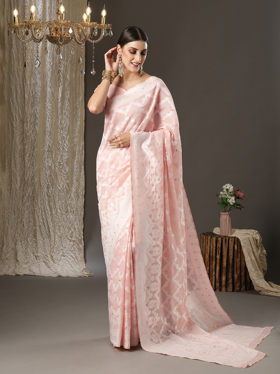 

Mitera Peach-Coloured & Silver-Toned Ethnic Motifs Zari Silk Cotton Banarasi Saree
