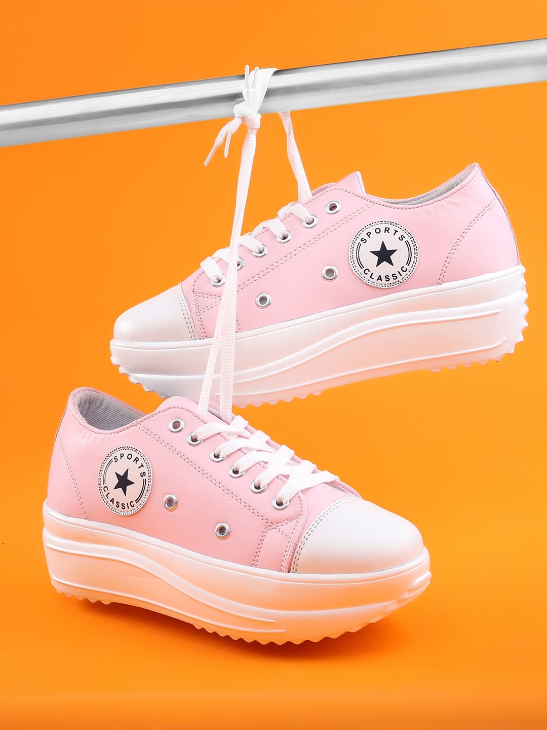 

BOOTCO Women Pink & White Colourblocked Lace-Ups Sneakers
