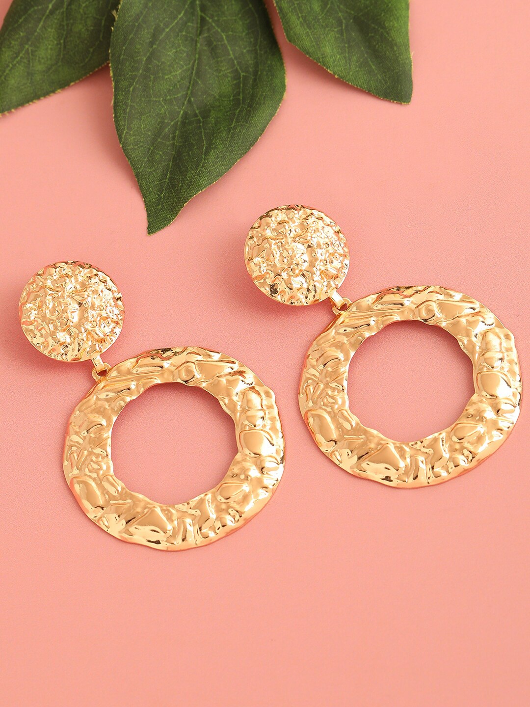 

SOHI Gold-Toned Contemporary Drop Earrings