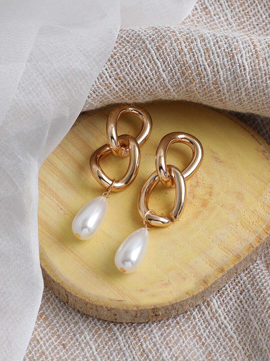 

SOHI Gold-Toned Contemporary Hoop Earrings
