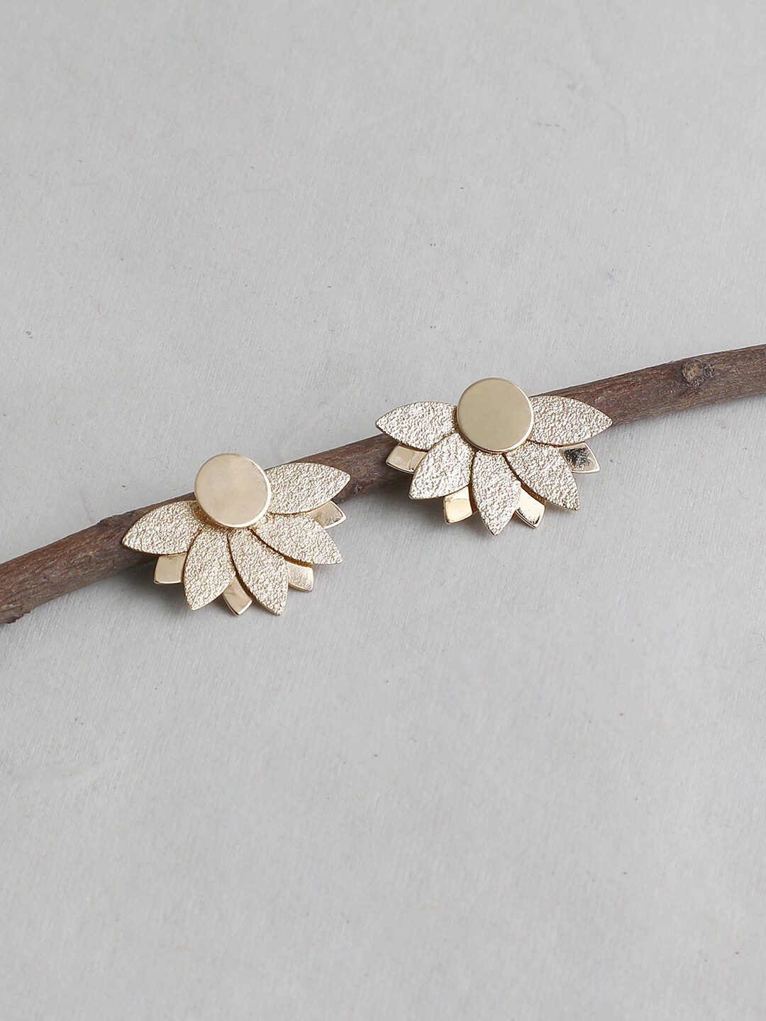 

SOHI Gold-Toned Contemporary Studs Earrings