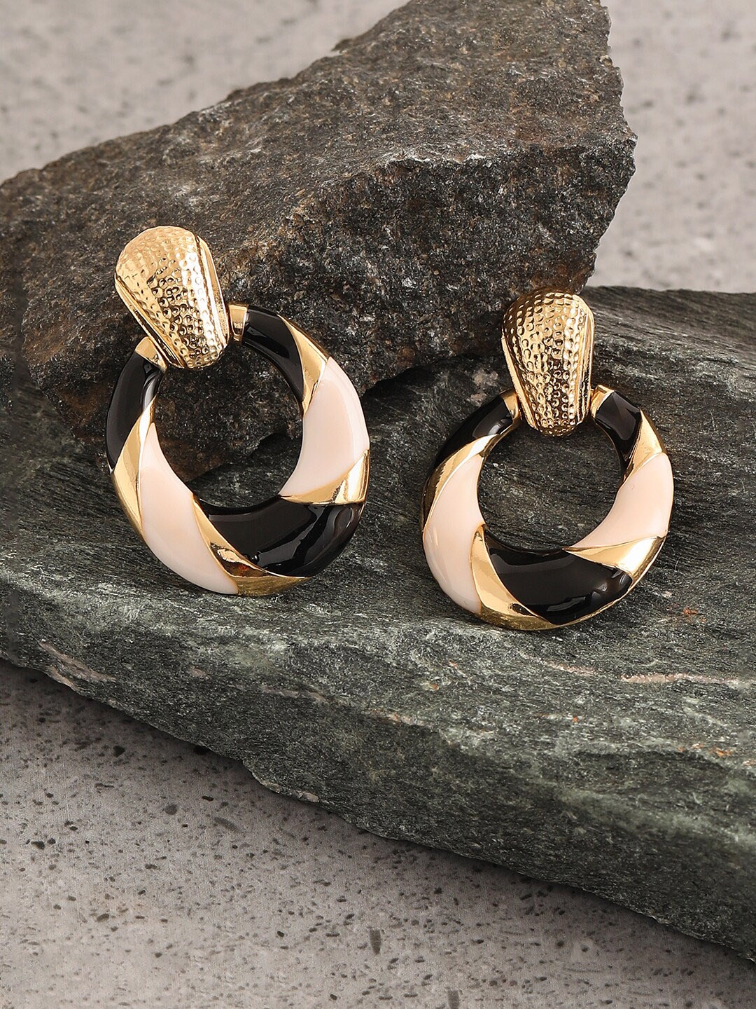 

SOHI Gold-Toned & Black Gold Plated Contemporary Drop Earrings