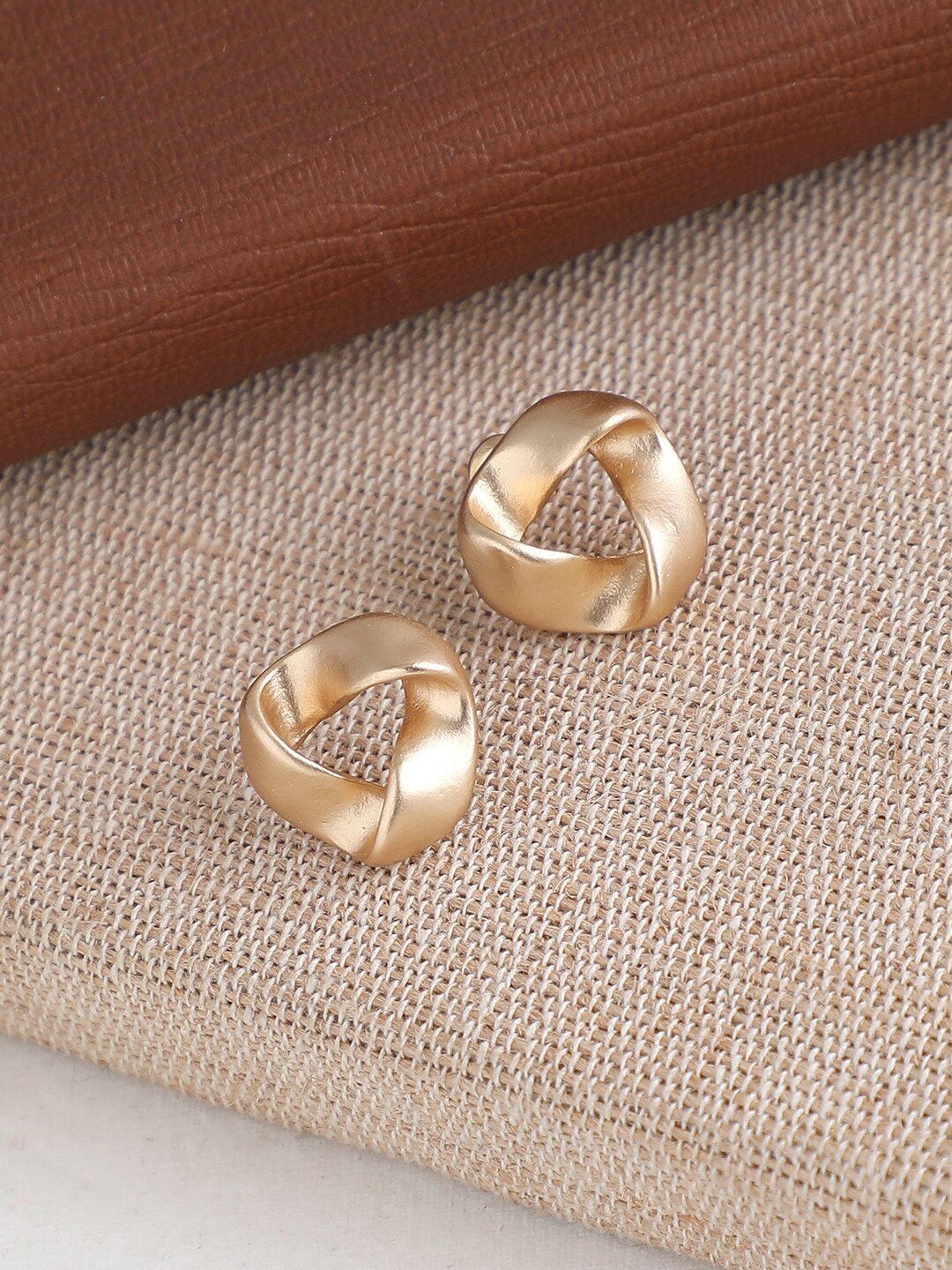

SOHI Gold-Toned & Gold Plated Contemporary Studs Earrings