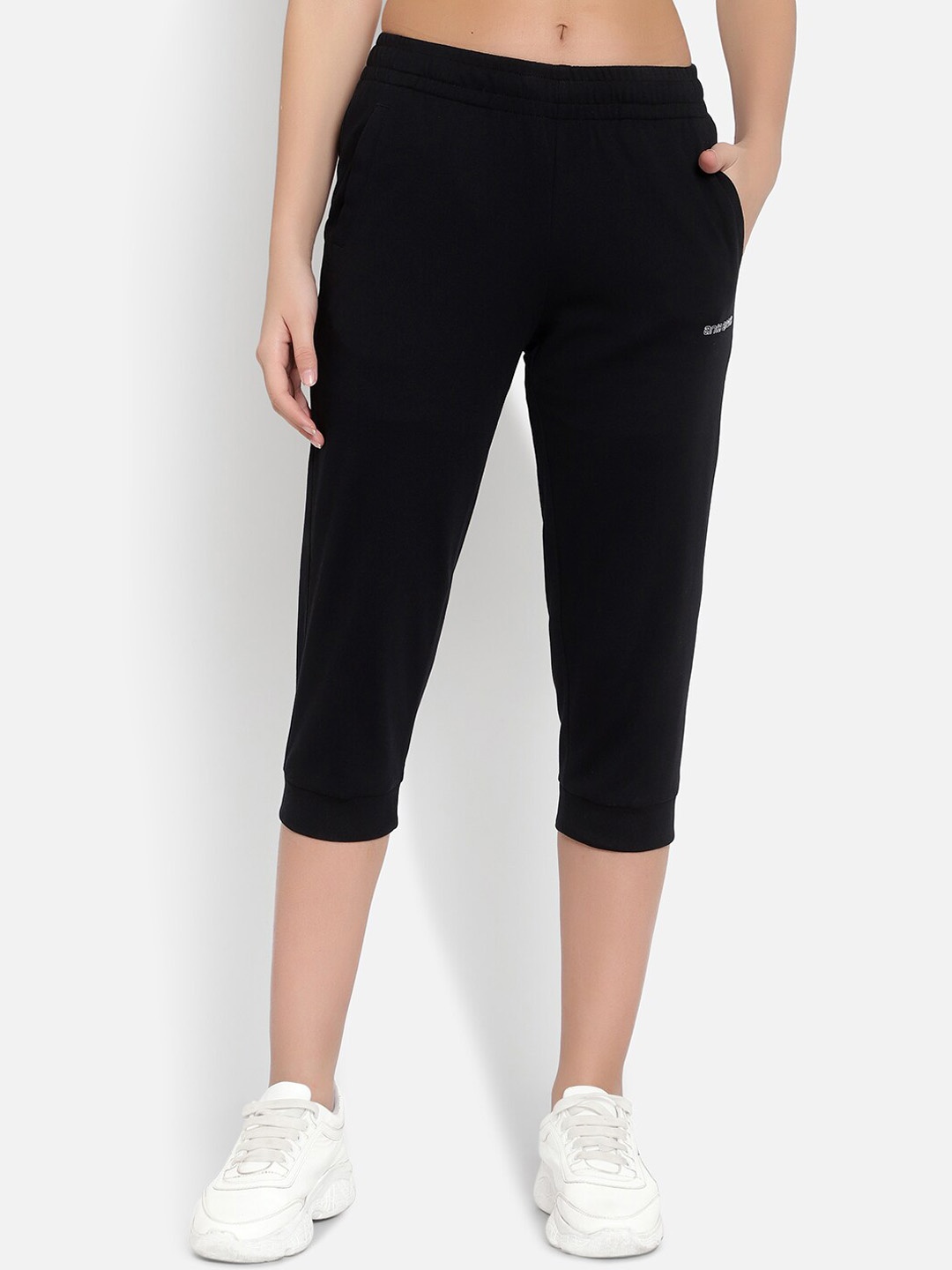 

Anta Women Black Sports Capris