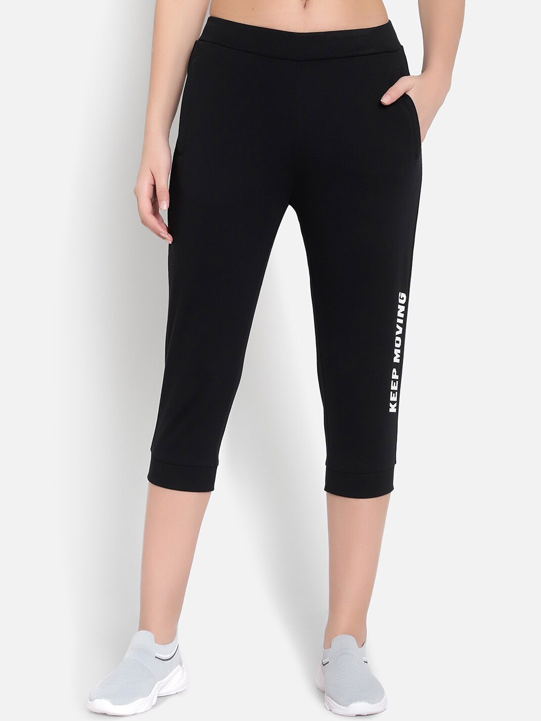 

Anta Women Black Sports Capris