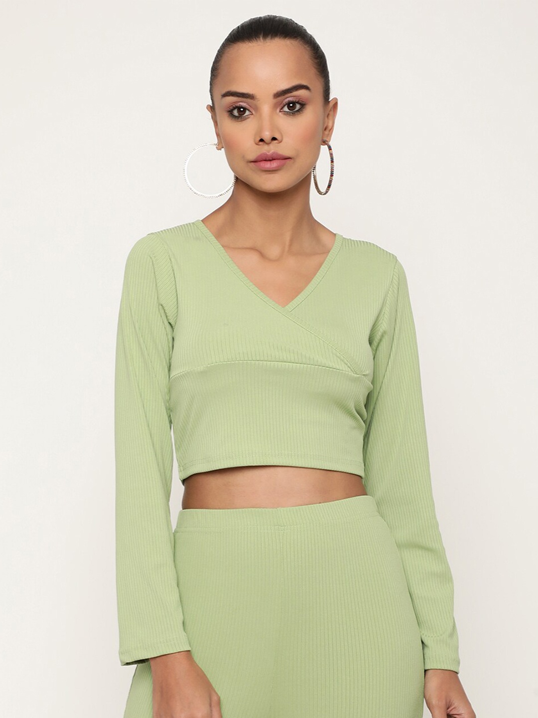 

Sugathari Women Green Ribbed Crop Top