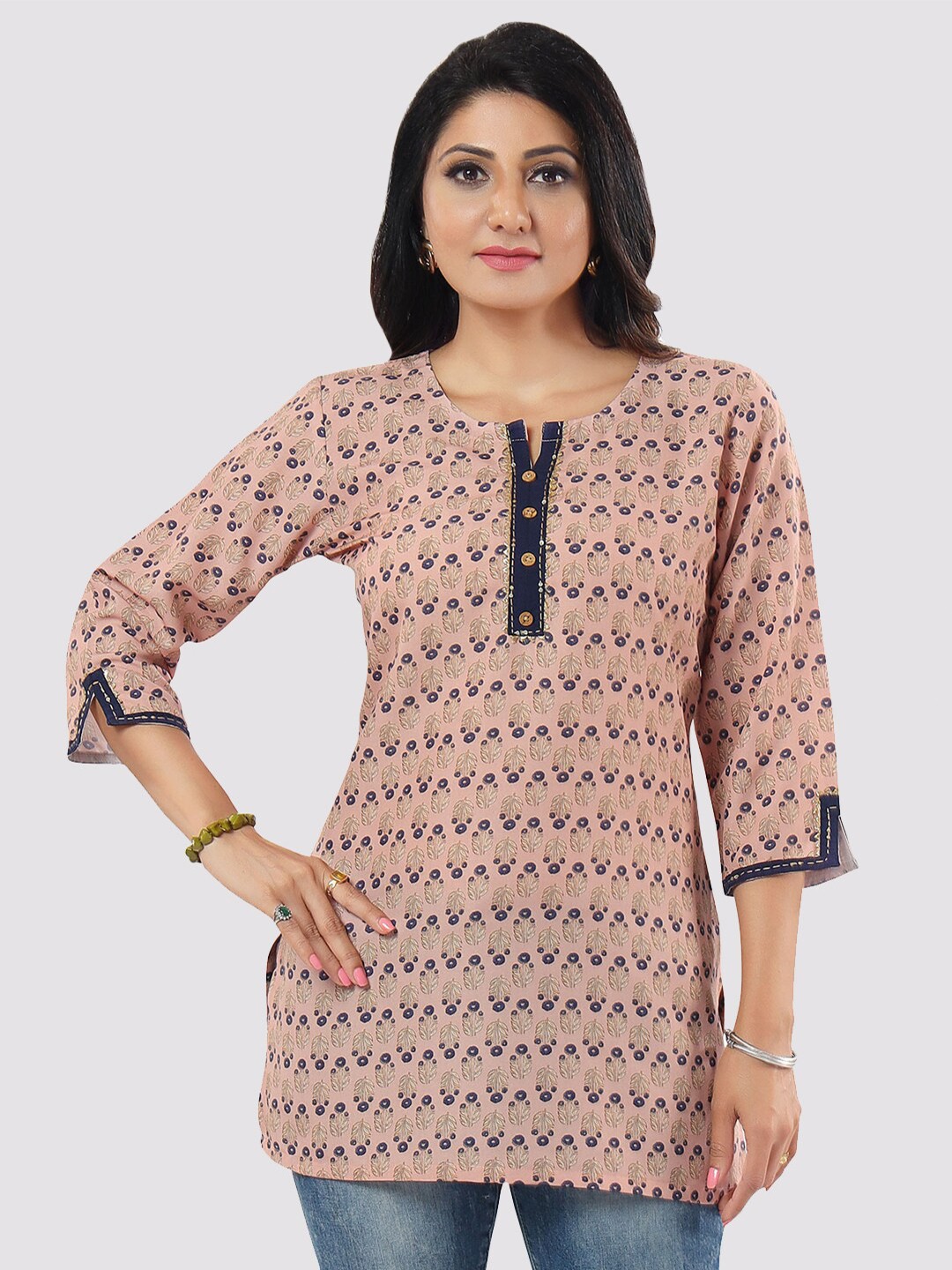 

Saree Swarg Women Beige Ethnic Motifs Printed Kurti