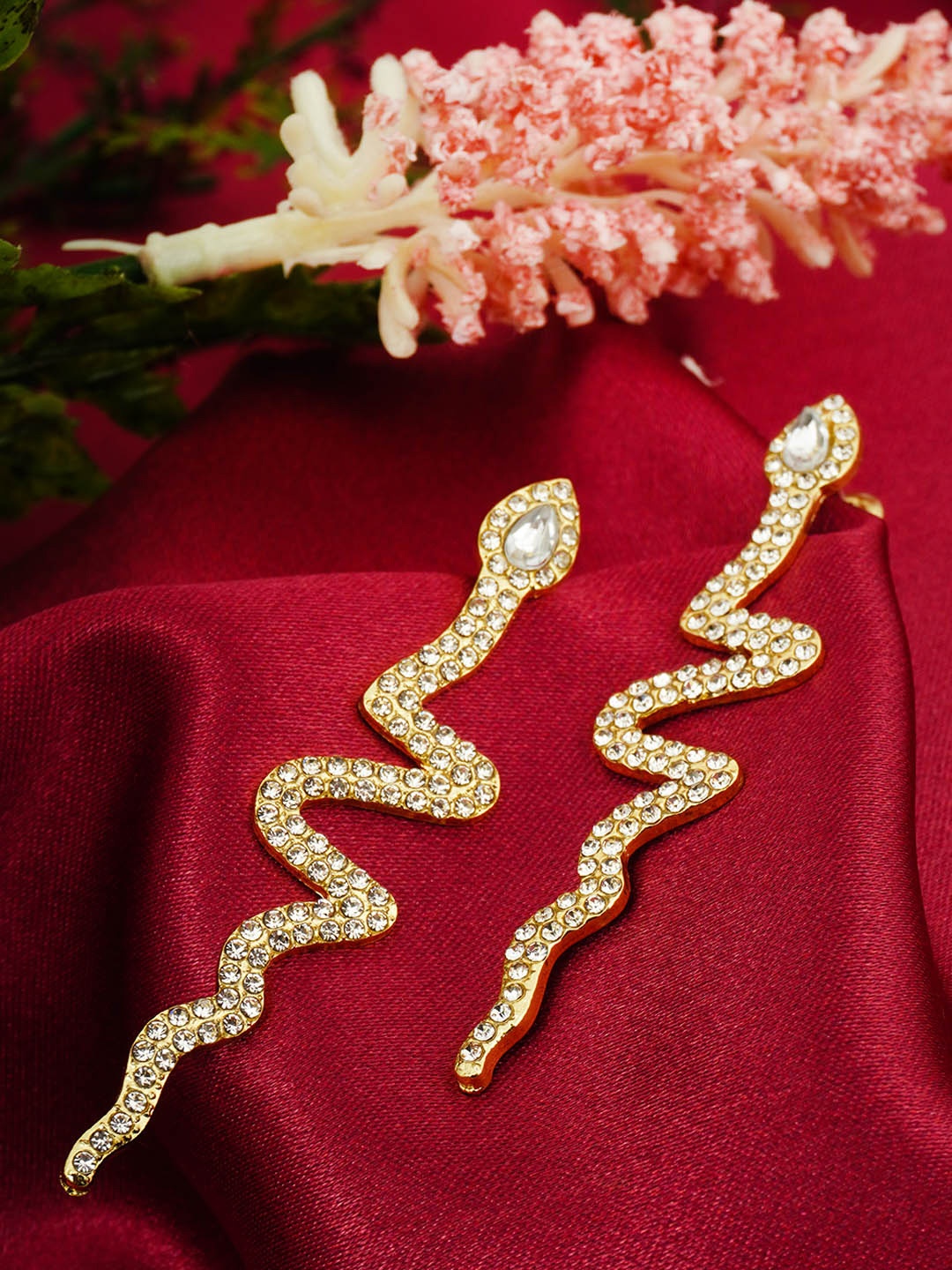 

Ferosh Women Gold-Toned Contemporary Drop Earrings