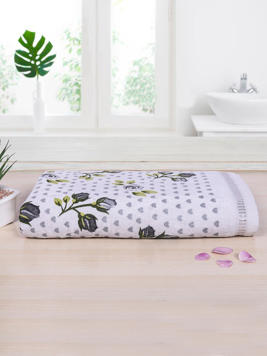 

RANGOLI Grey Printed 450 GSM Pure Cotton Bath Towel