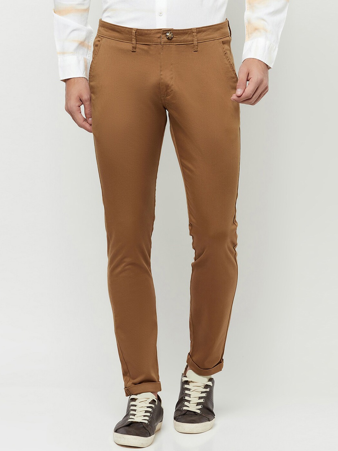 

Blue Buddha Men Khaki Solid Pure Cotton Regular Fit Chinos