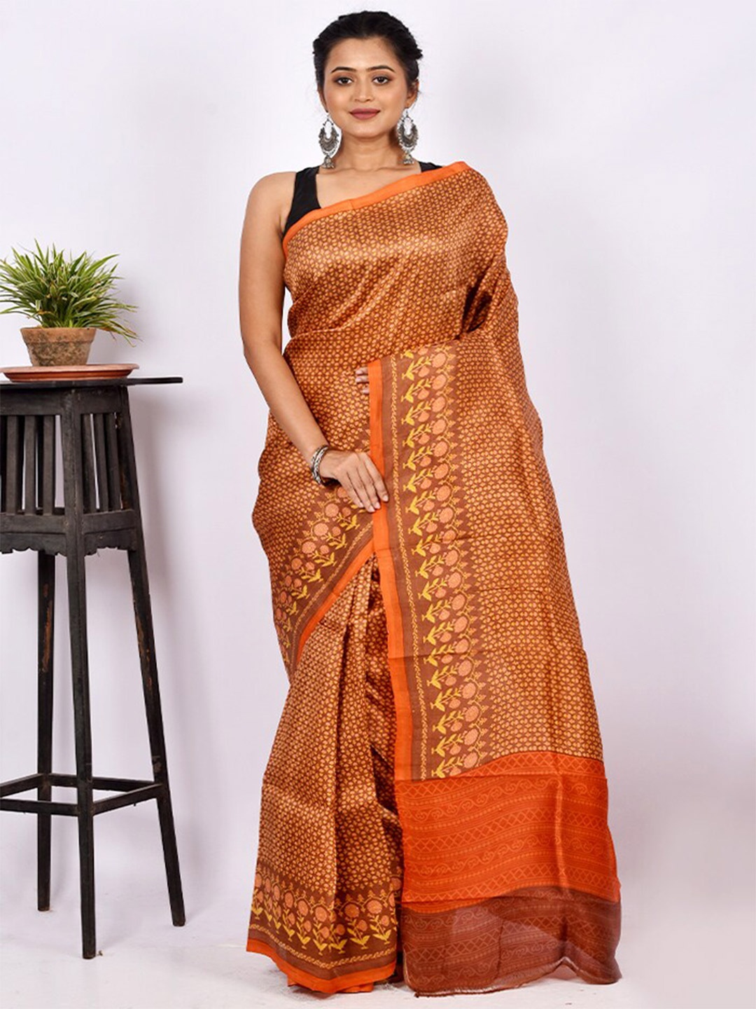 

AllSilks Rust & Beige Floral Pure Silk Block Print Saree