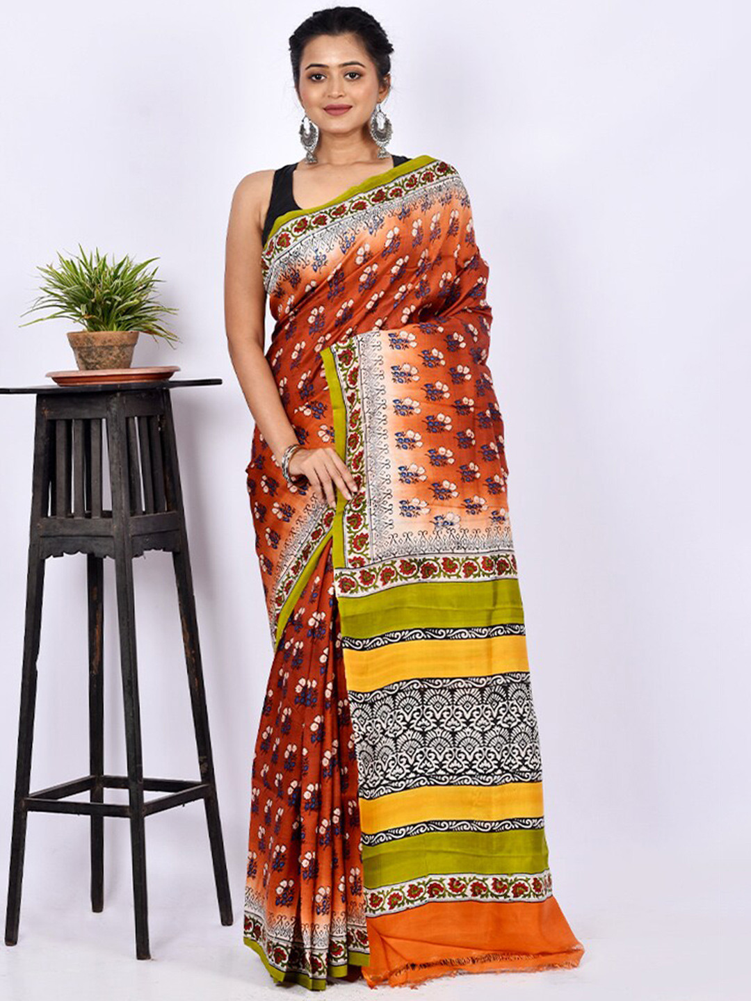 

AllSilks Brown & Green Ethnic Motifs Pure Silk Block Print Saree
