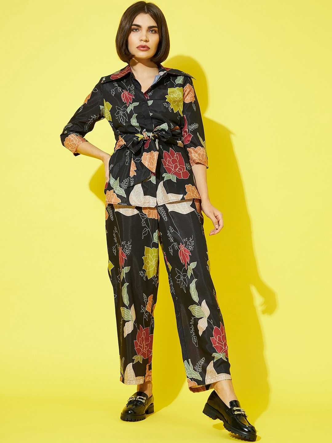 

Athena Women Black & Maroon Floral Printed Co-Ords