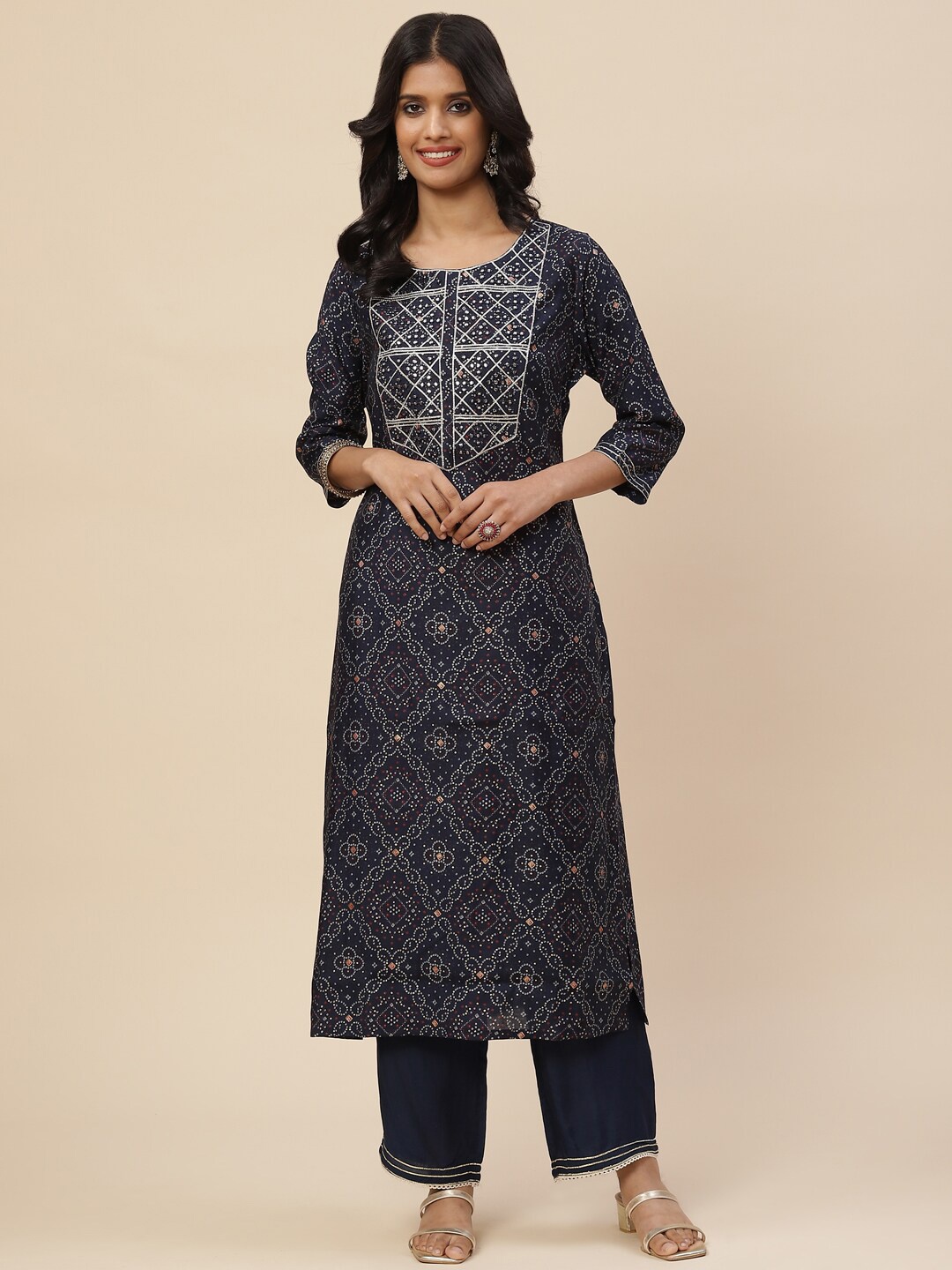 

Meena Bazaar Women Navy Blue Ethnic Motifs Printed Kurta with Trousers